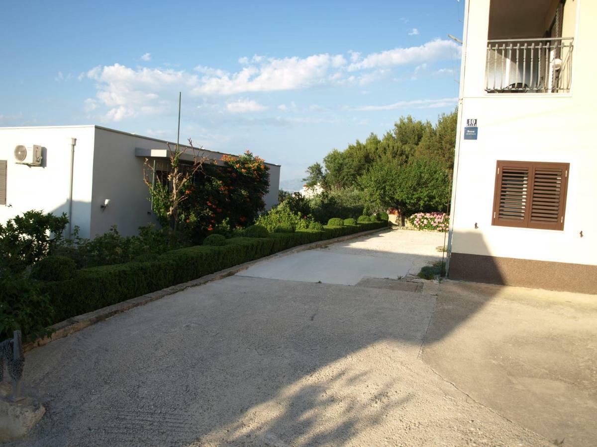 Apartments Ljilja Sea View Слатине Экстерьер фото
